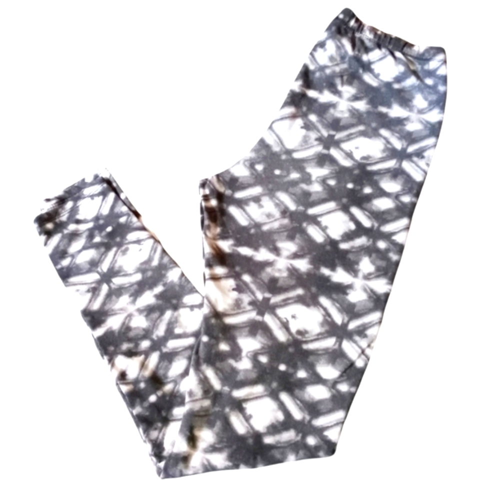 Rue 21 Women's Gray Camouflage Stretchy Soft Leggings with Sleek Design Size M